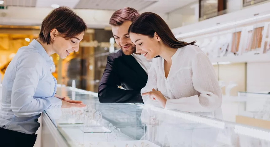 tư vấn bán hàng trang sức 