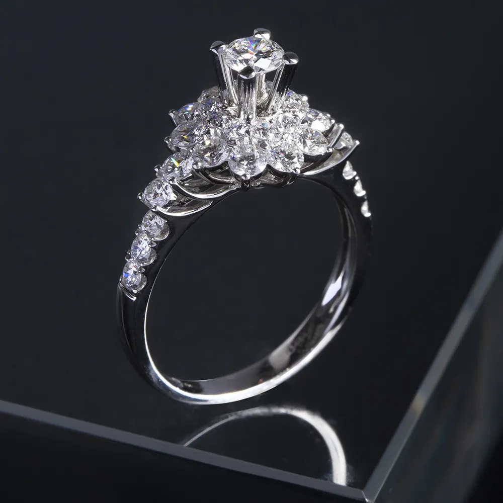 Portfolio Trang Sức: Định Vị Phong Cách Thiết Kế