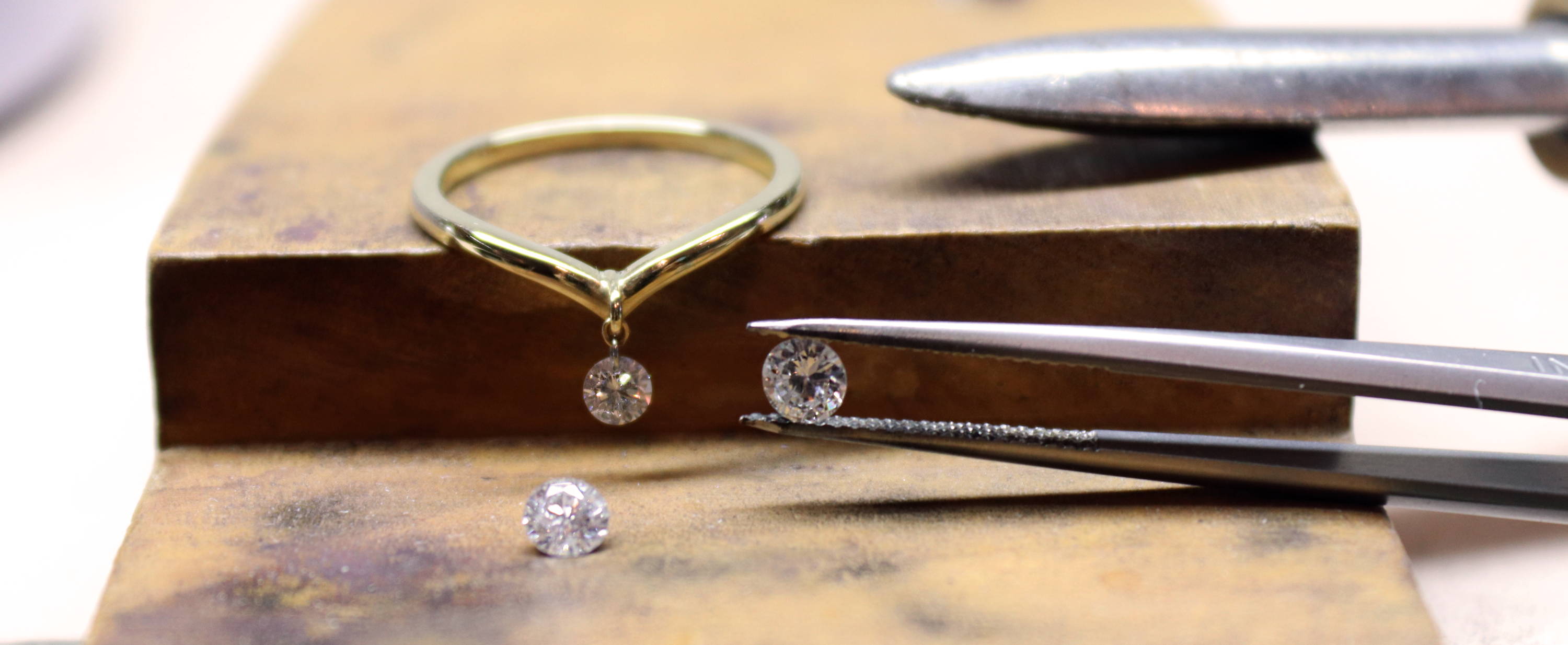 Trang sức bền vững và xu hướng 