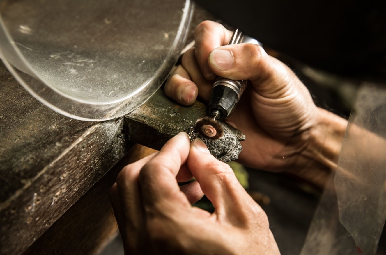 Chế tác trang sức vàng bạc theo yêu cầu