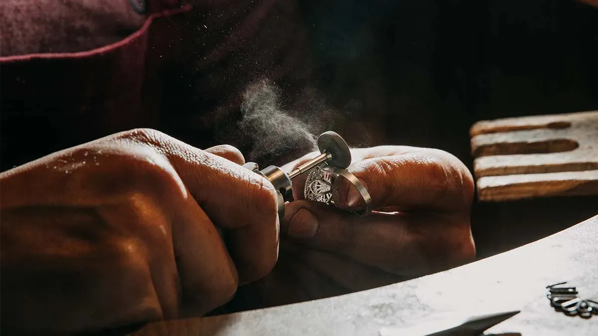 Lộ Trình Học Nghề Vàng Bạc Đá Quý A-Z