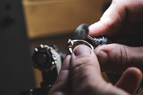 Nhẫn Kỷ Niệm Ngày Cưới Có Ý Nghĩa Như Thế Nào?