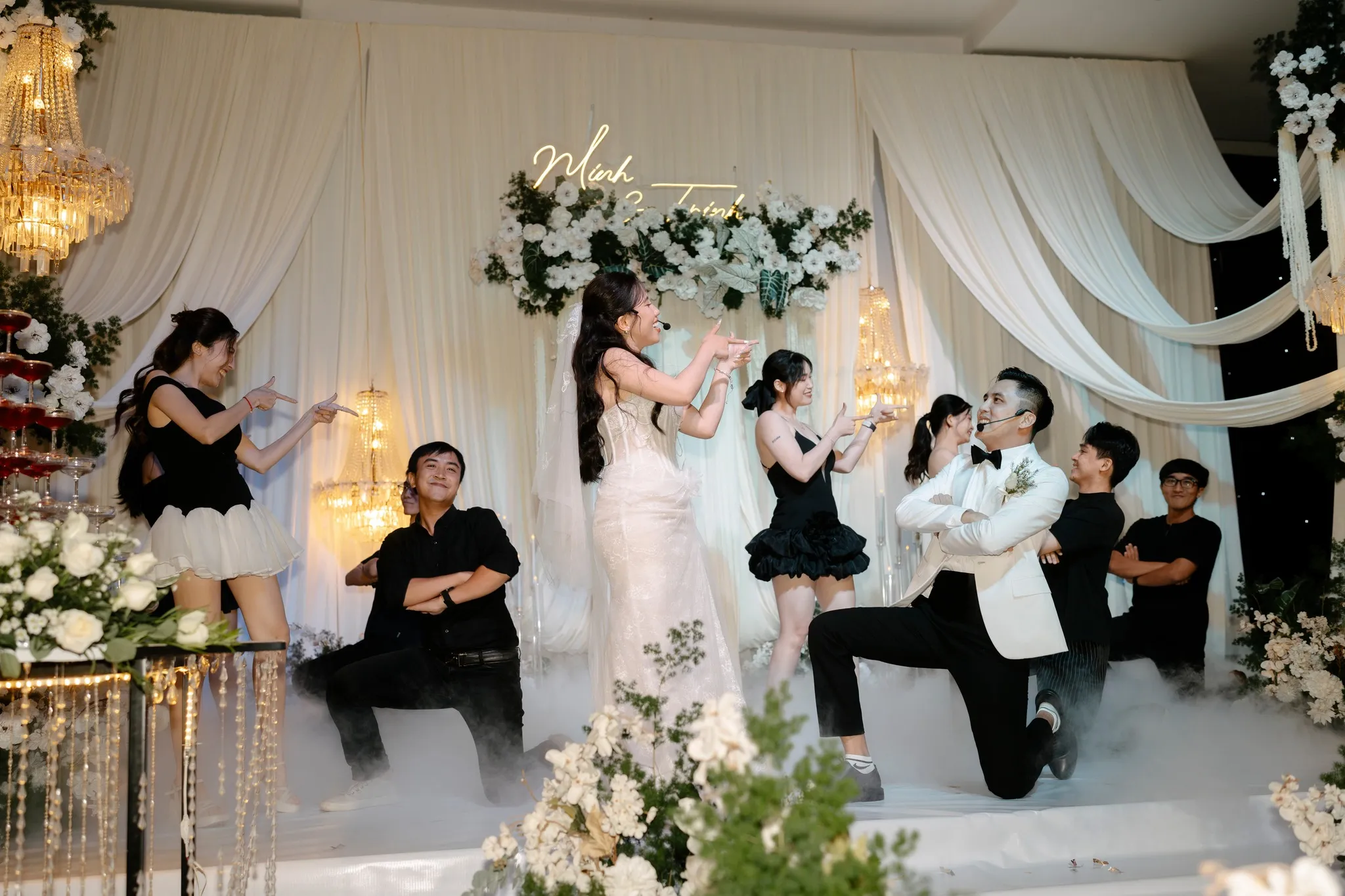 Tại Sao Nhẫn Cưới Kim Cương Tự Nhiên Luôn Là Lựa Chọn Phù Hợp Để Giữ Gìn Giá Trị Thời Gian?