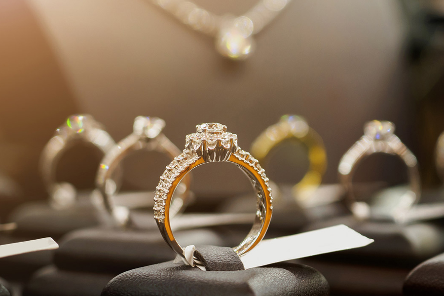 Dễ dàng phân biệt các loại vàng trong trang sức bằng các mẹo sau